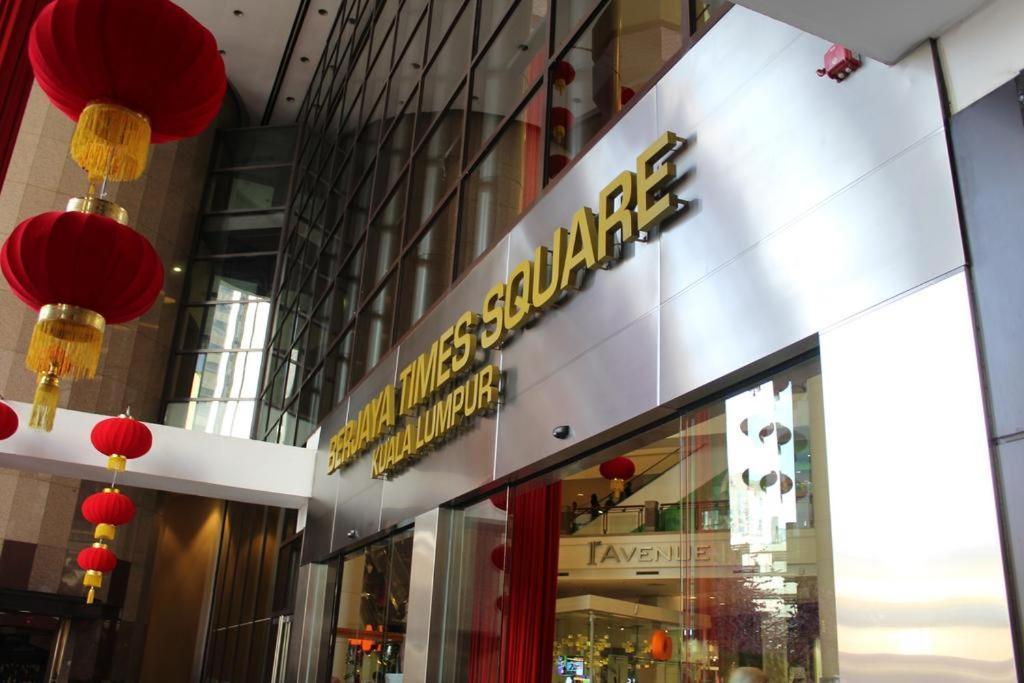 Sky Kl Suite At Time Square Kuala Lumpur Exterior foto